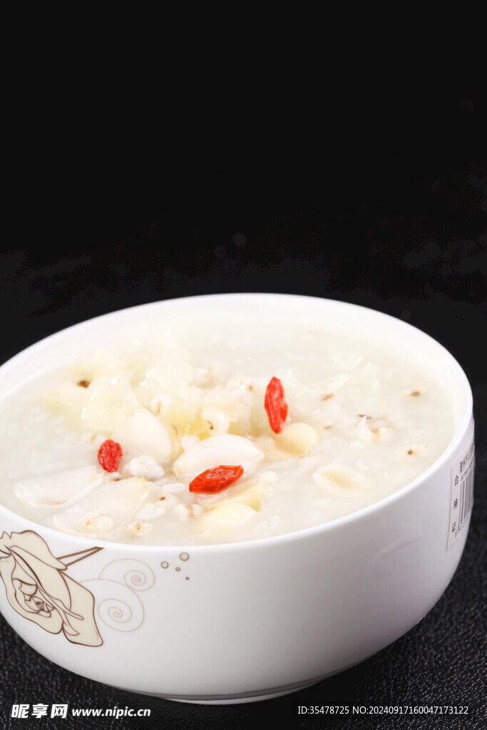 煮米银耳莲子