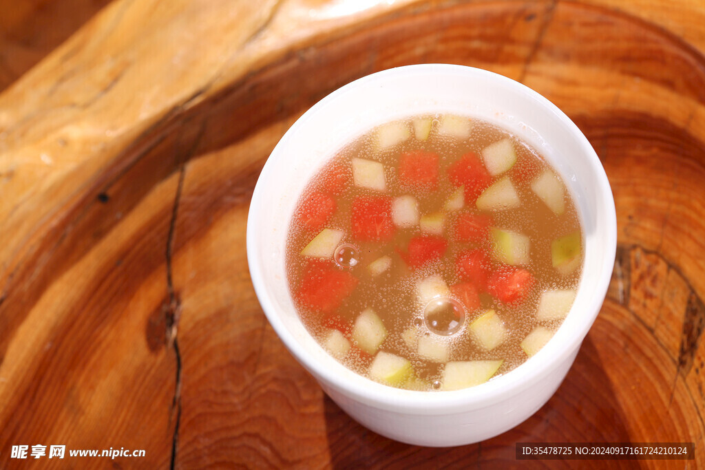 吉利水果汤