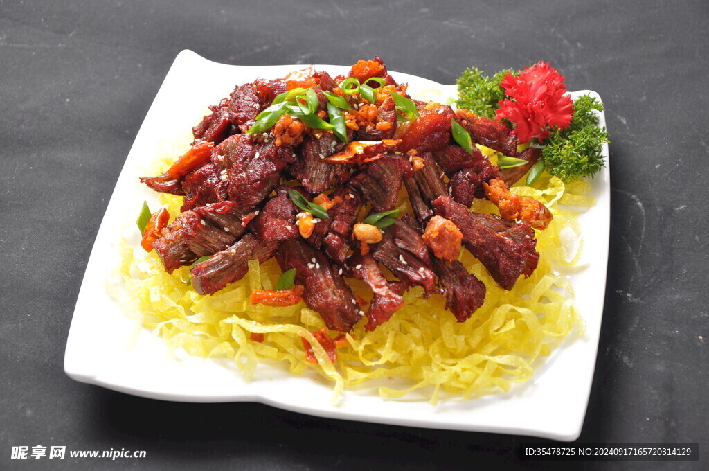 手撕香牛肉