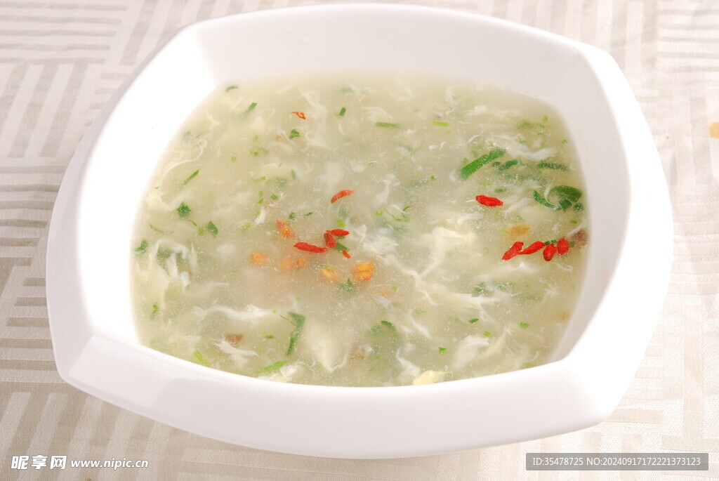 豆苗牛肉羹