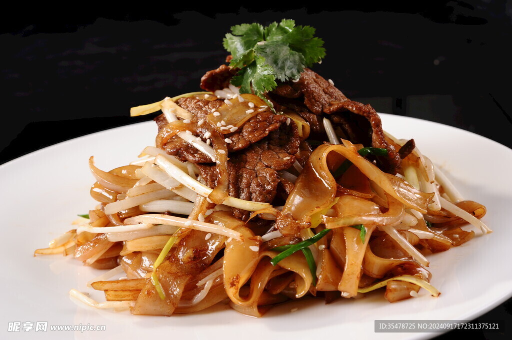 干炒牛河牛肉银牙韭菜