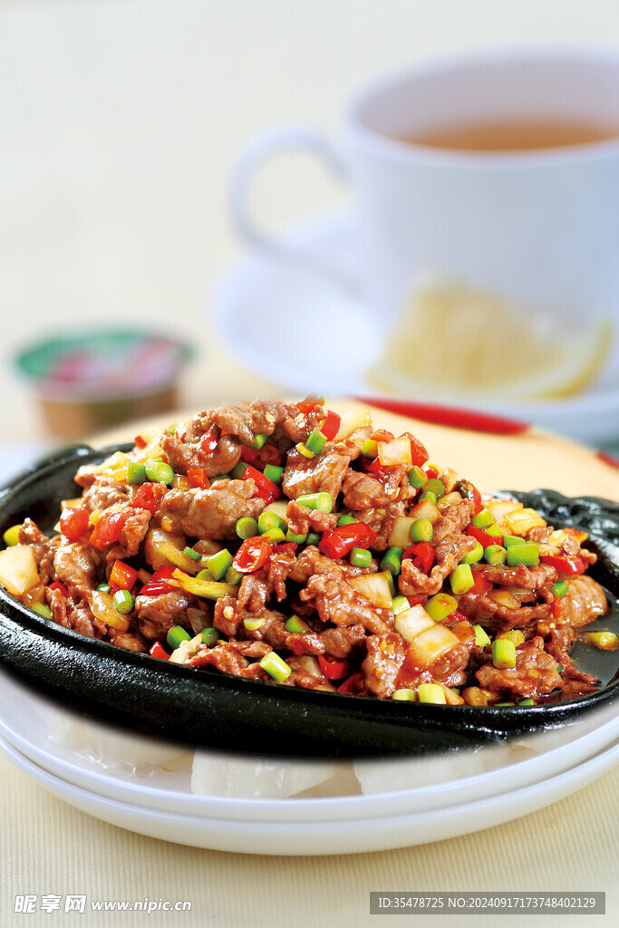  铁板牛肉