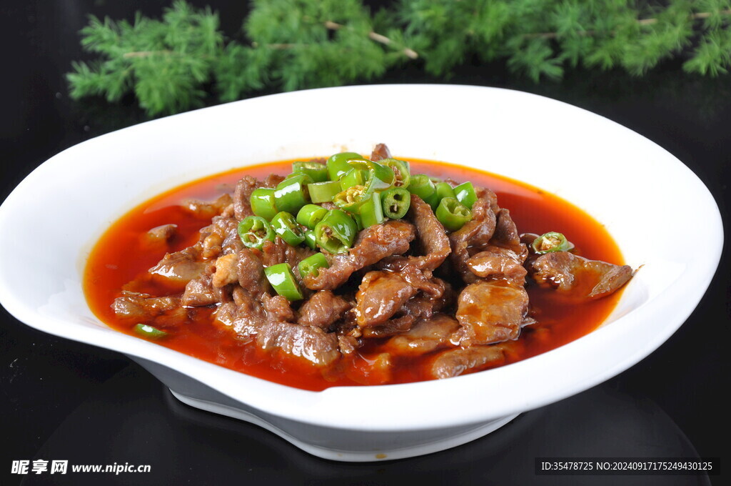 金针煮羊肉