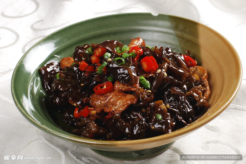 地木耳炒肉