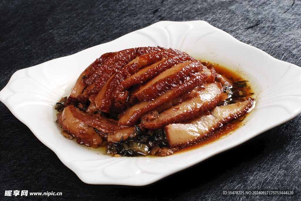 梅菜扣肉 