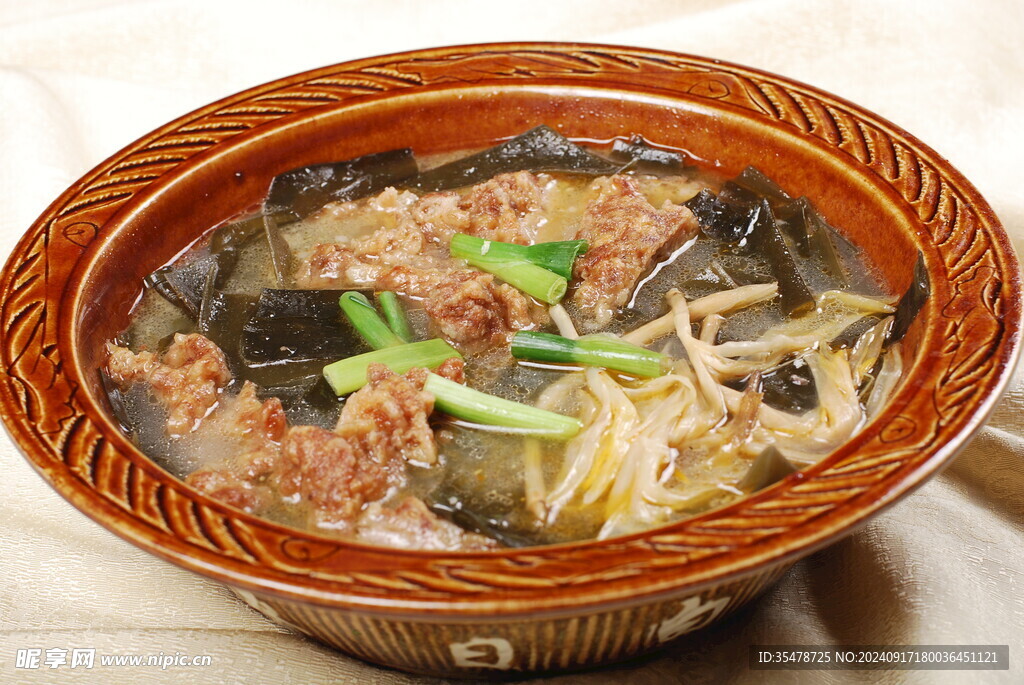 酥肉炖海带