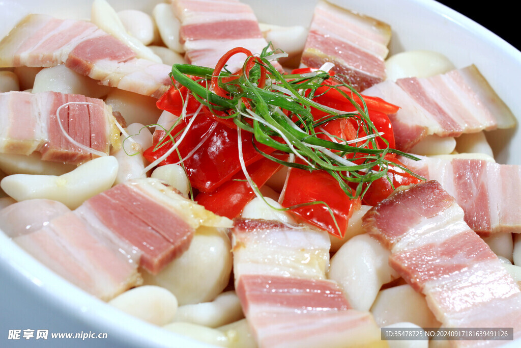 咸肉蒸南湖菱