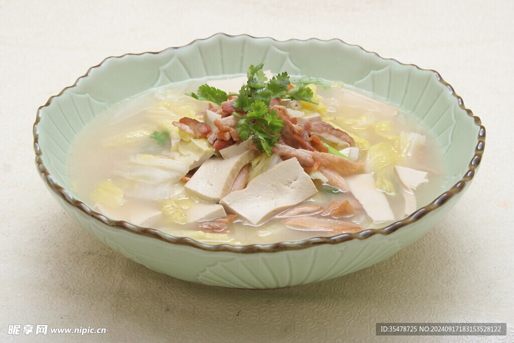 酥肉白菜老豆腐