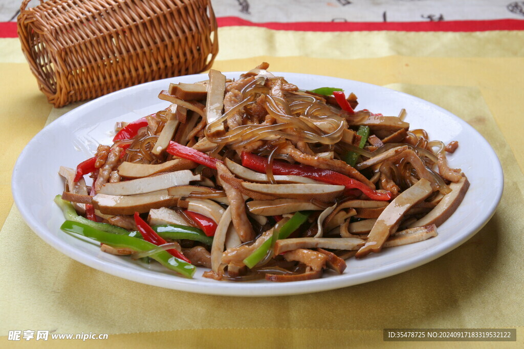 肉丝香干炒粉条
