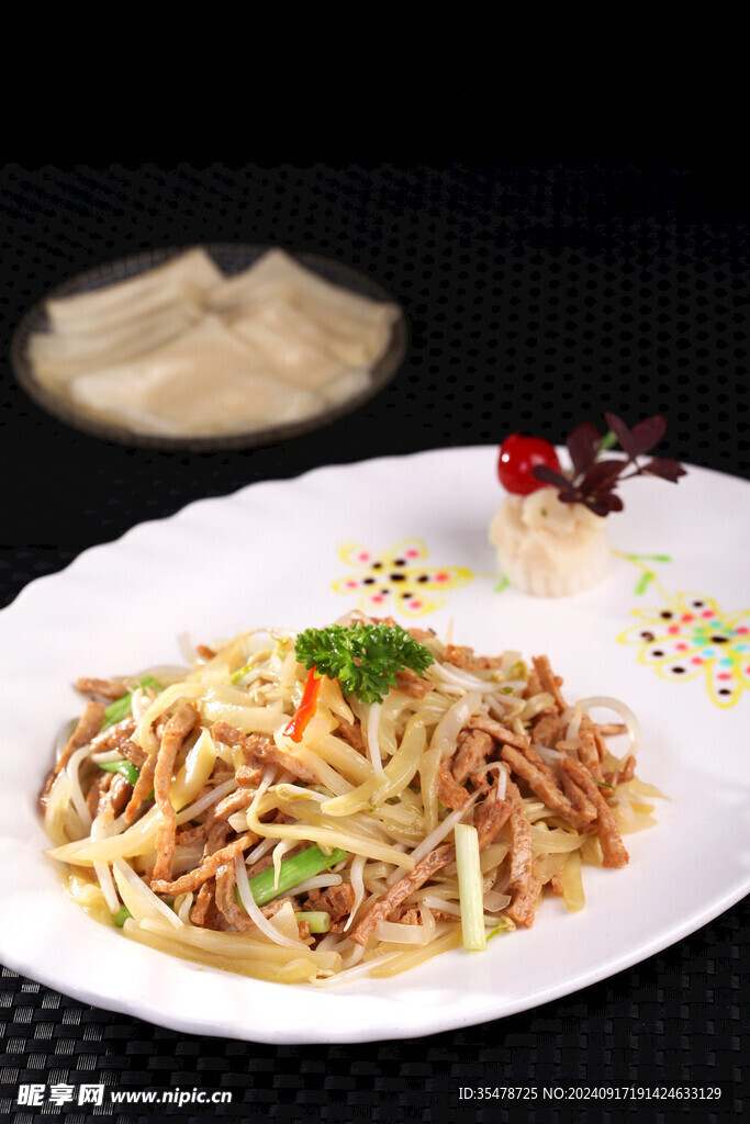 脆酸菜炒肉饼