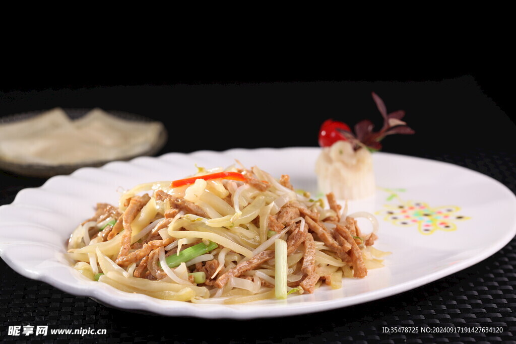 脆酸菜炒肉饼