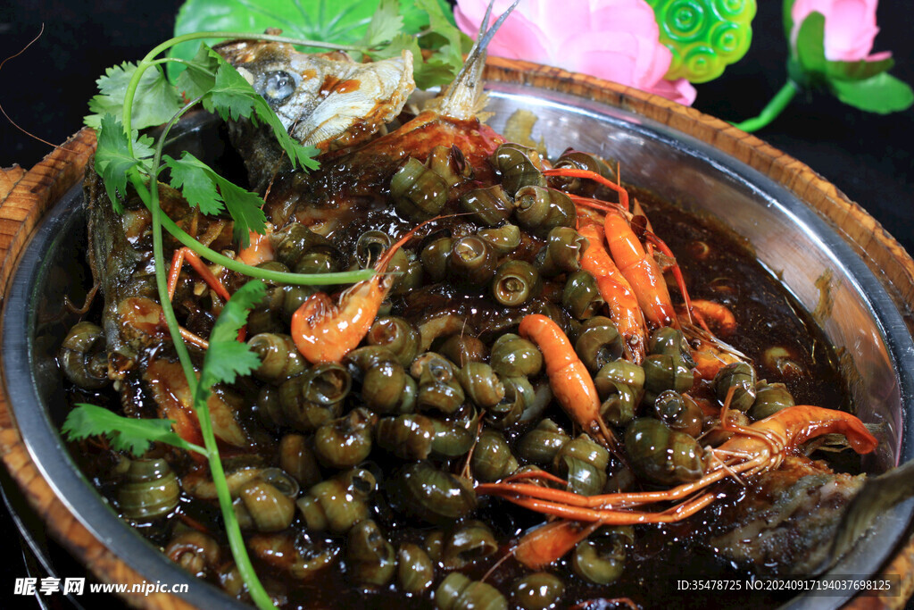 土鸡煲