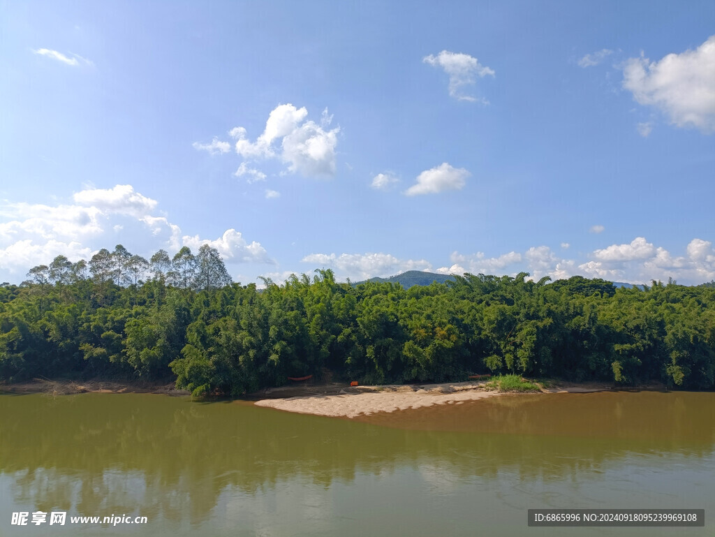 河边风景