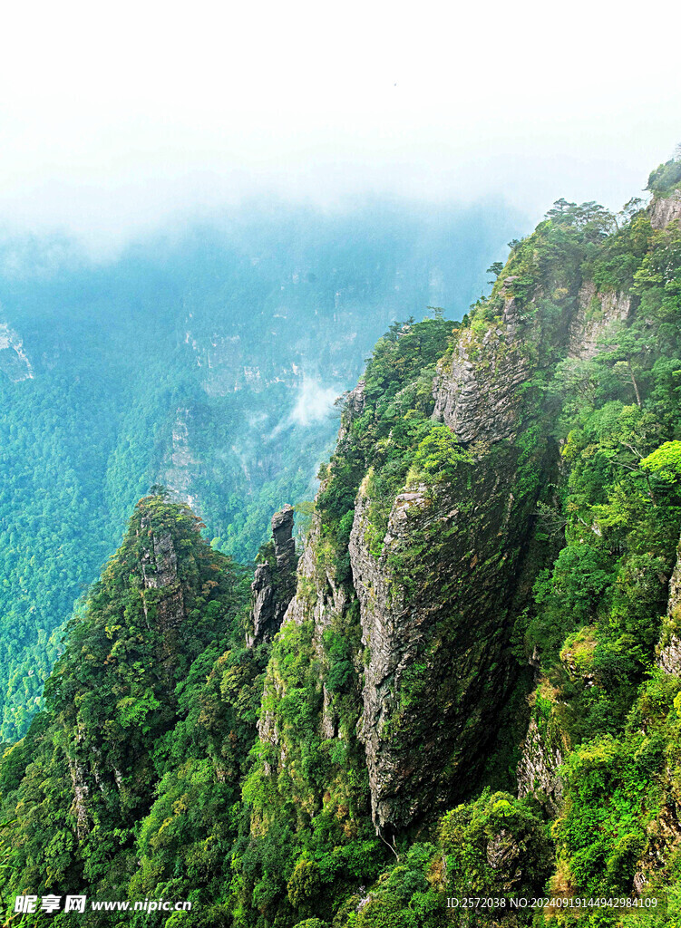 金秀圣堂山