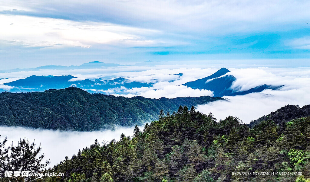 幕阜山