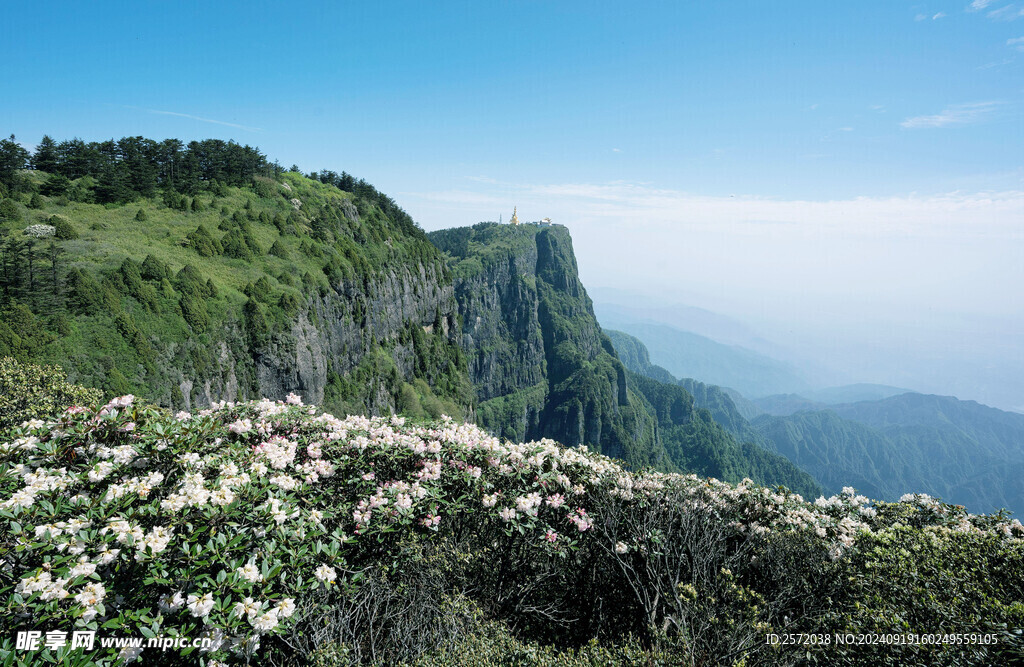 峨眉山