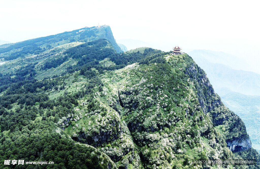 峨眉山