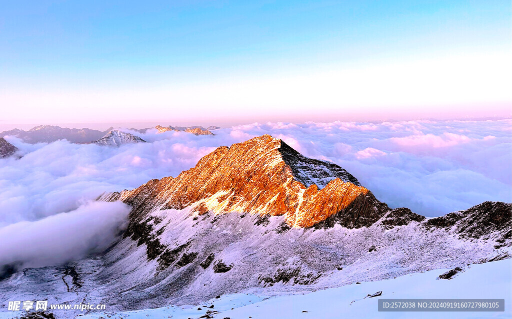 四姑娘山