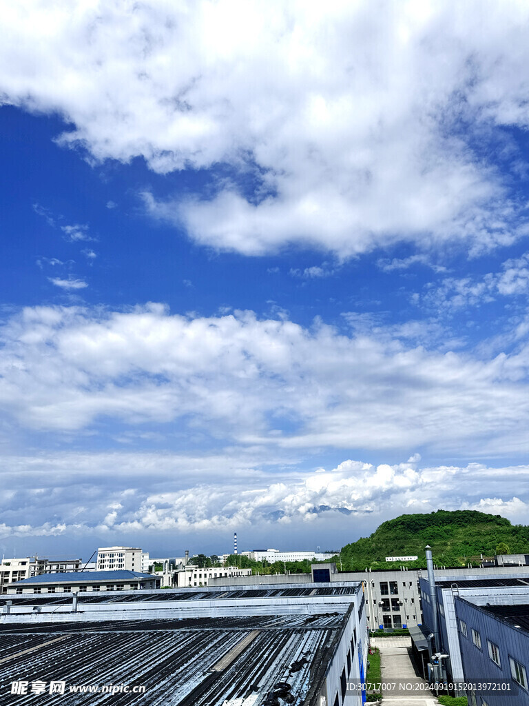 蓝天白云