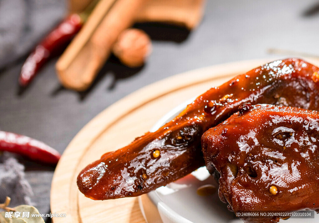 麻辣鸭头 