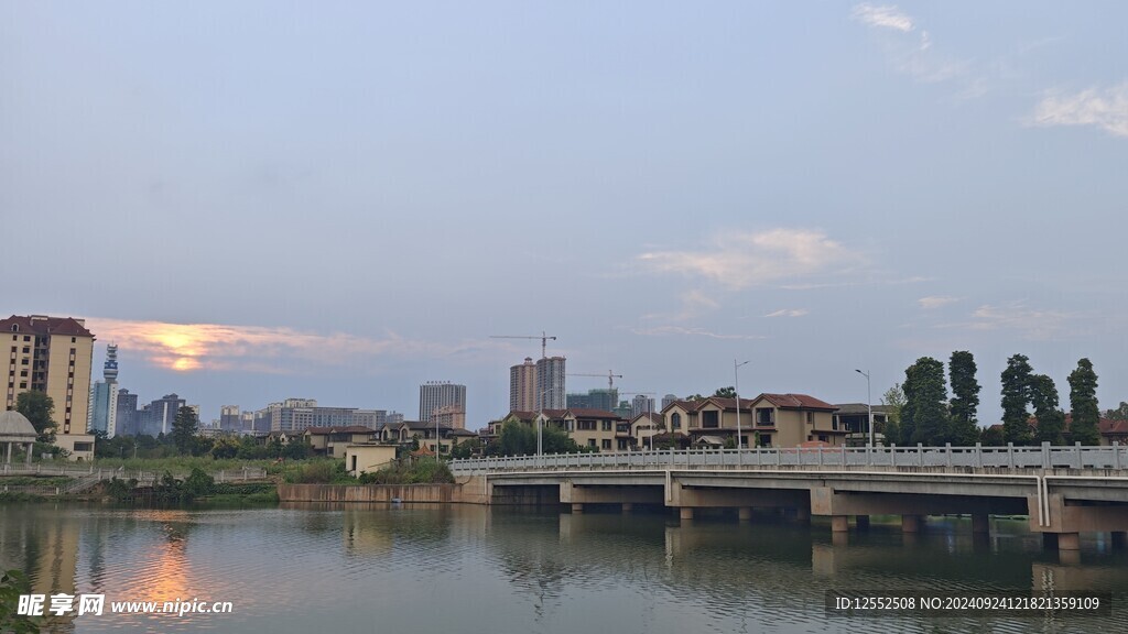 湖景建筑