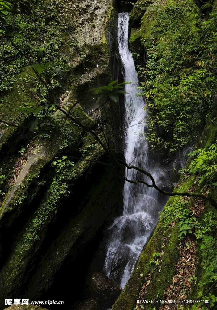 天台山瀑布