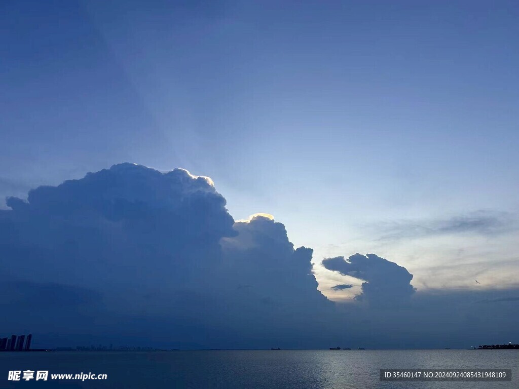 海边丁达尔效应