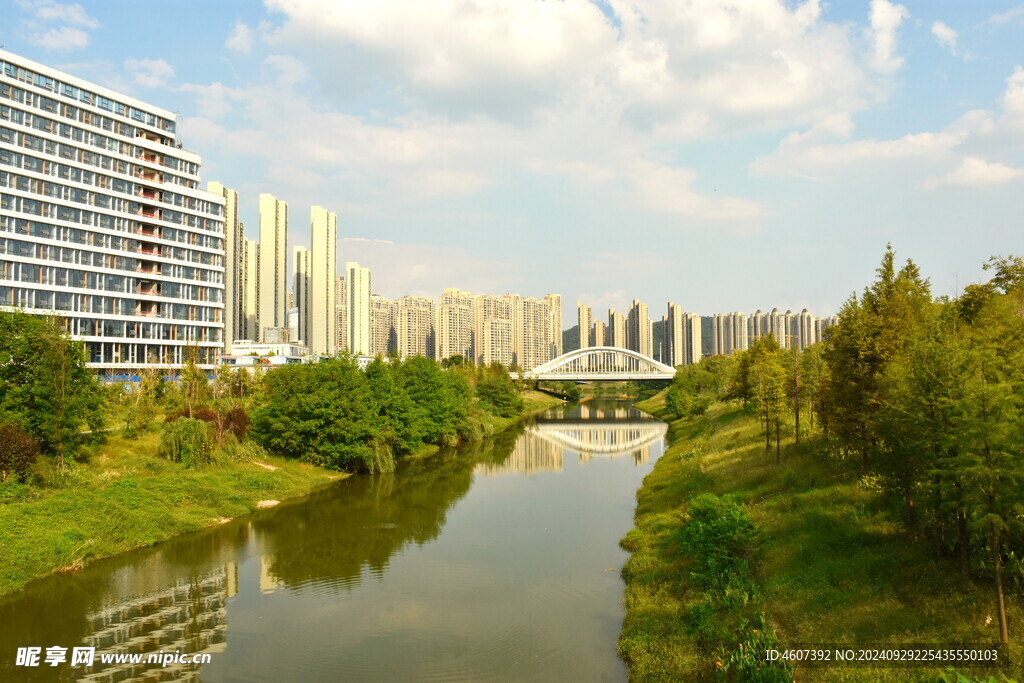 梅溪湖二期街景 