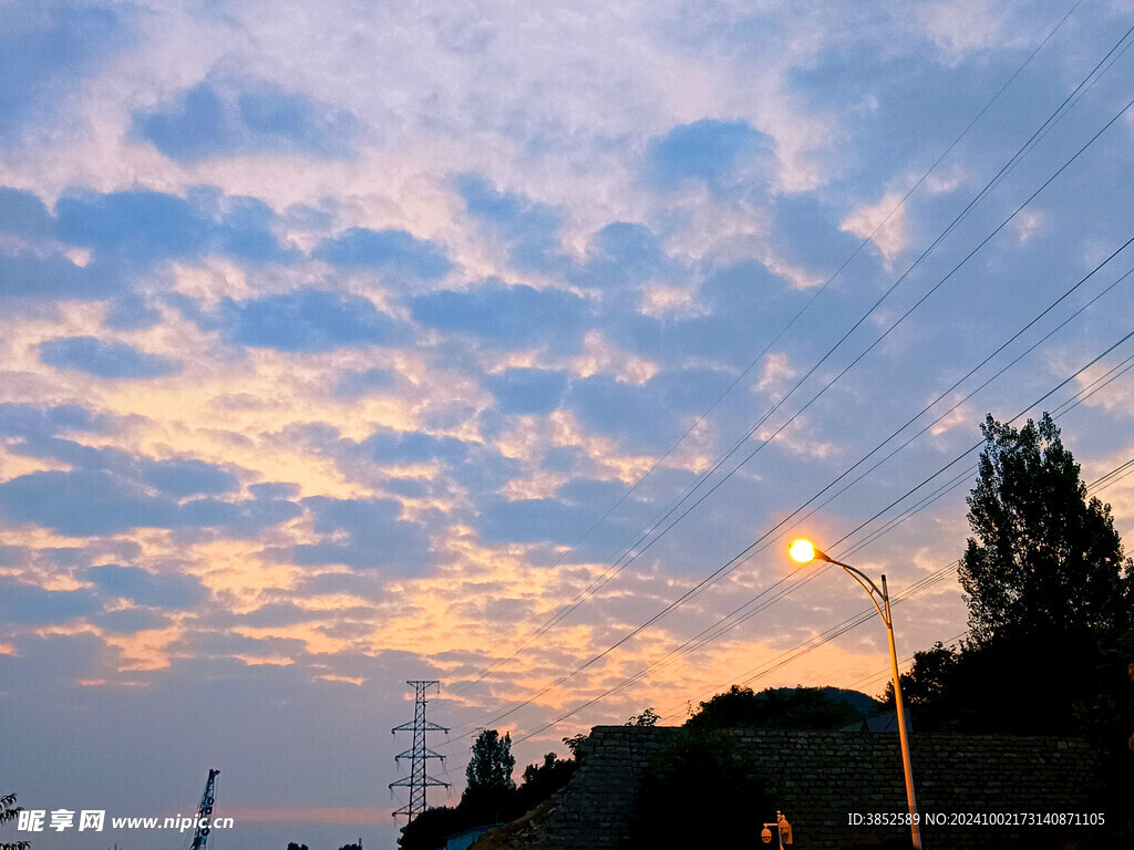  晚霞天空