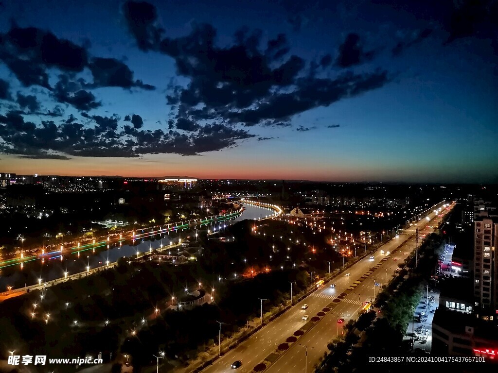 天马湖夜景