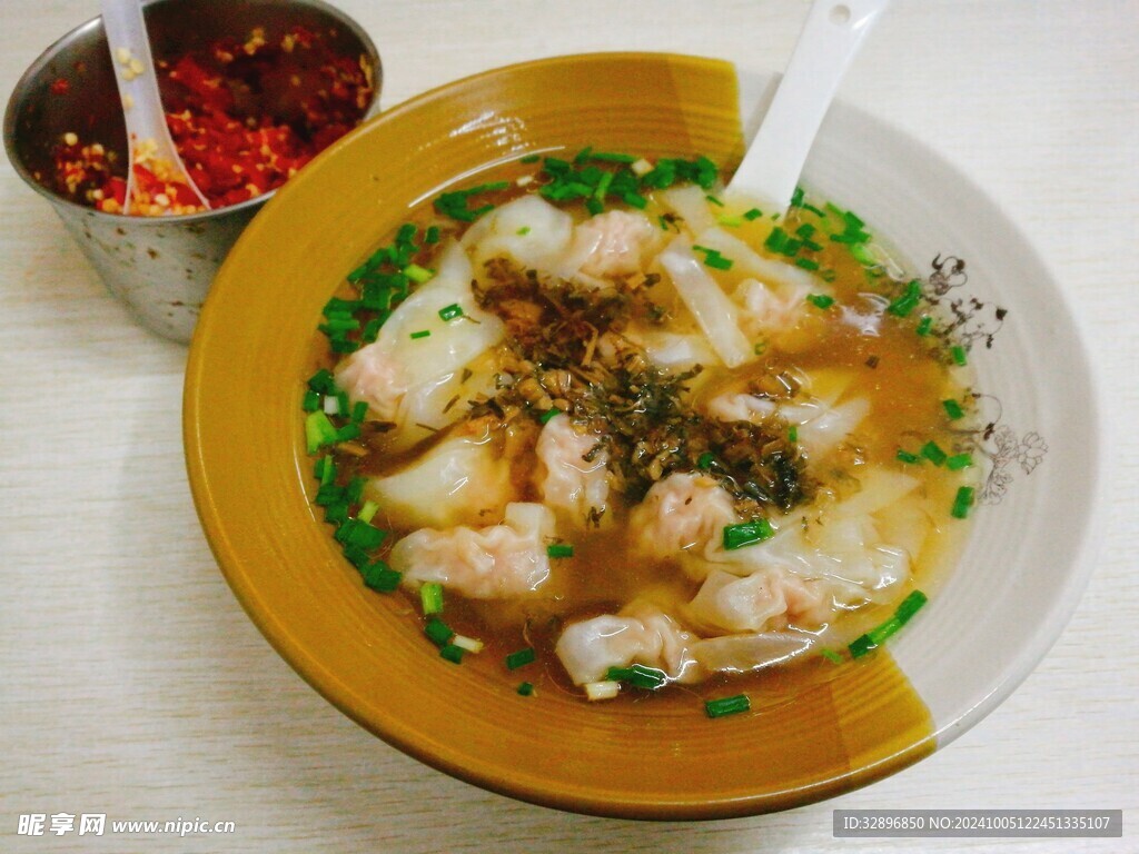 馄饨