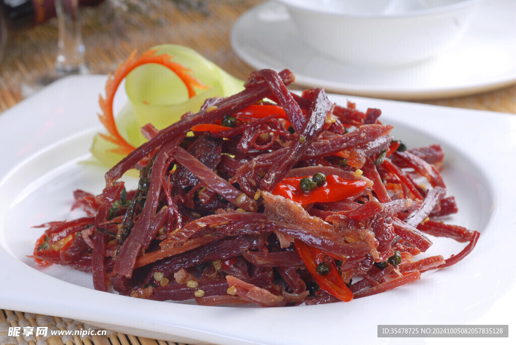  藤椒牛肉