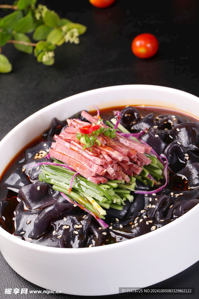 黑米拉皮牛肉丝