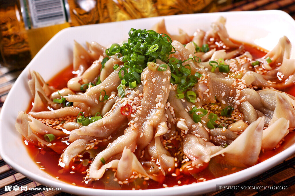  红油鸭掌