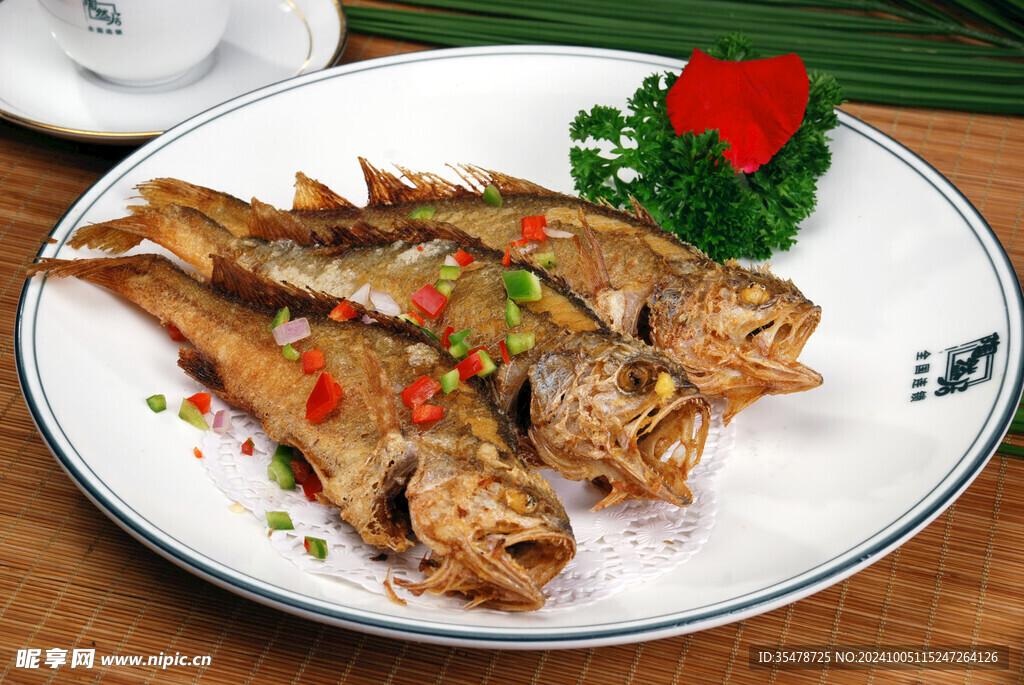 香煎小黄鱼