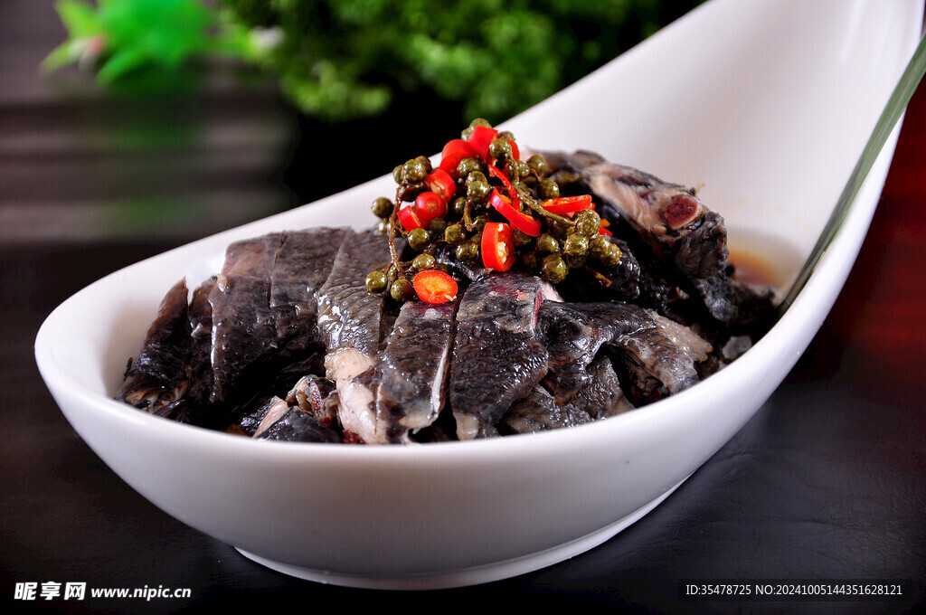 椒麻乌鸡