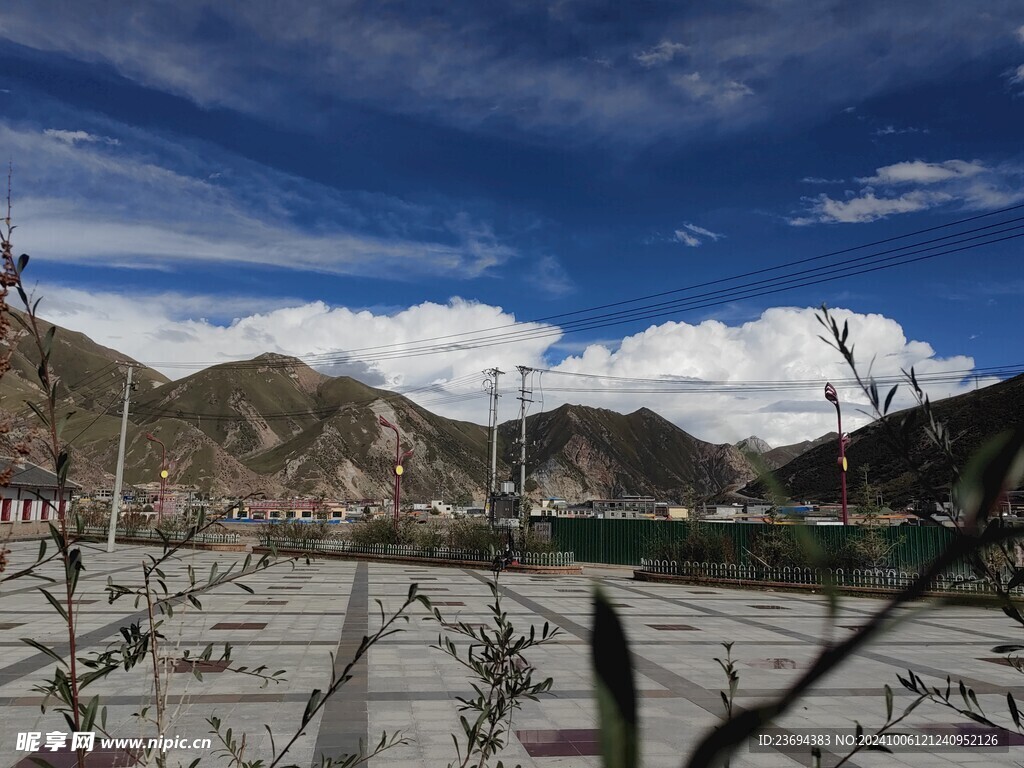 蓝天白云