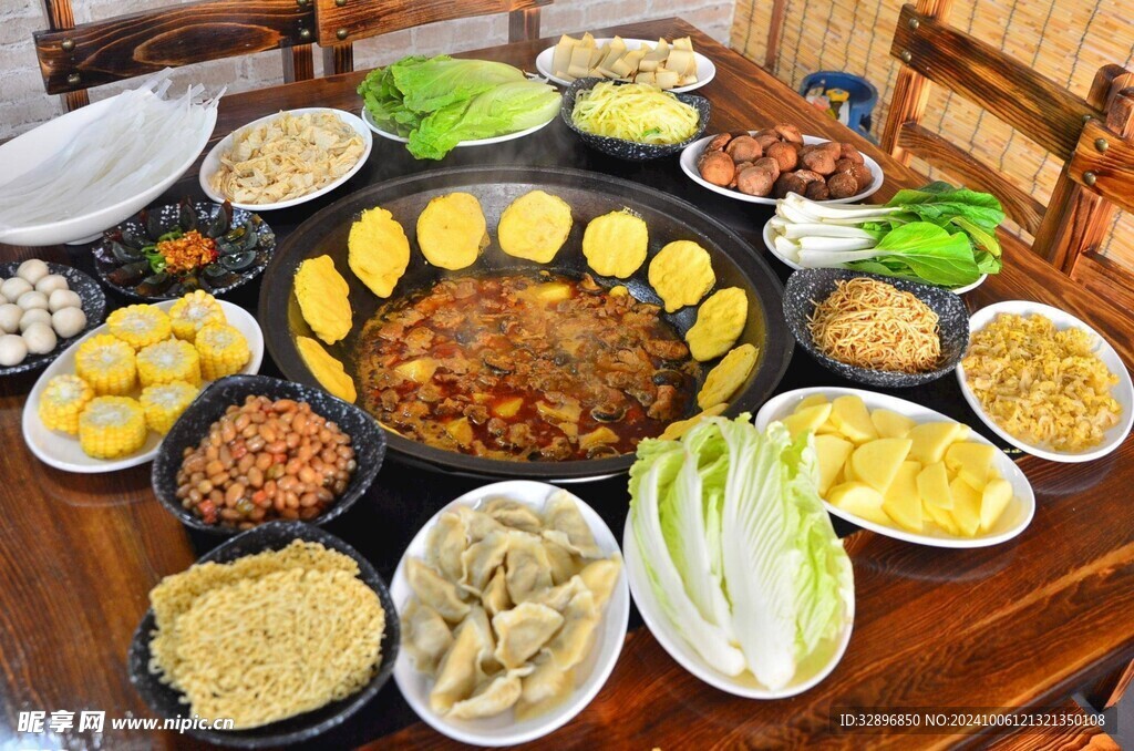 东北铁锅炖