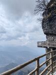 龙头山边