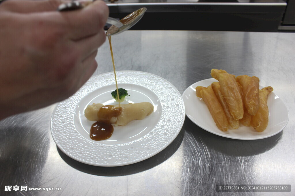 粤式菜品珍馐百味鲍汁花胶