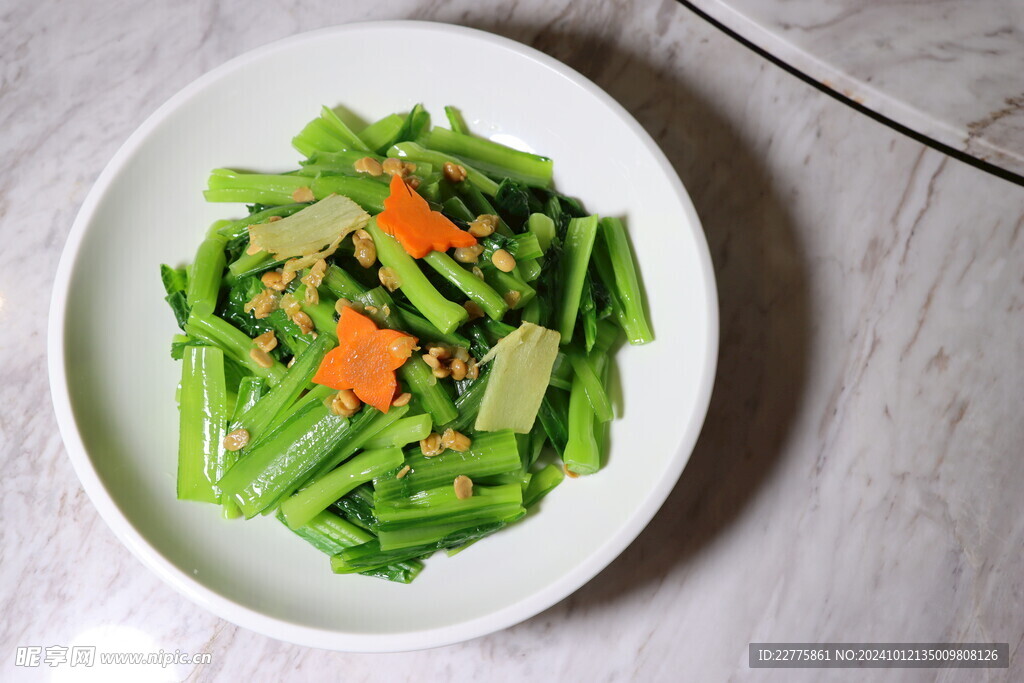 粤式菜品鱼露豆酱炒春菜