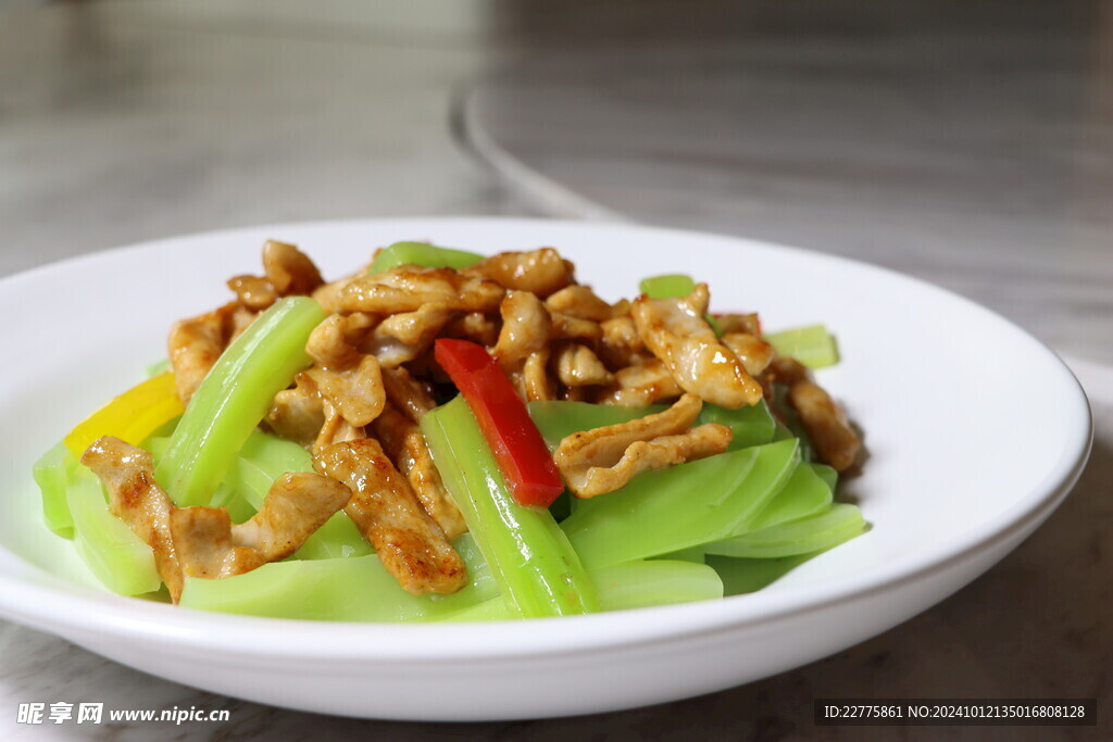 粤式菜品马拉盏芥菜炒板根 