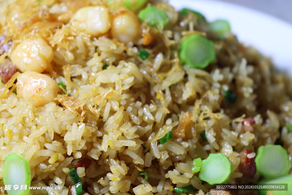 粤式菜品瑶柱虾仁炒饭