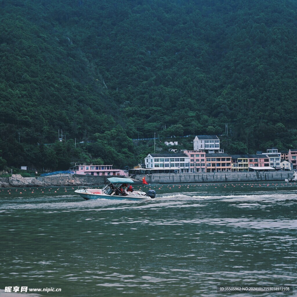 月亮湾沙滩