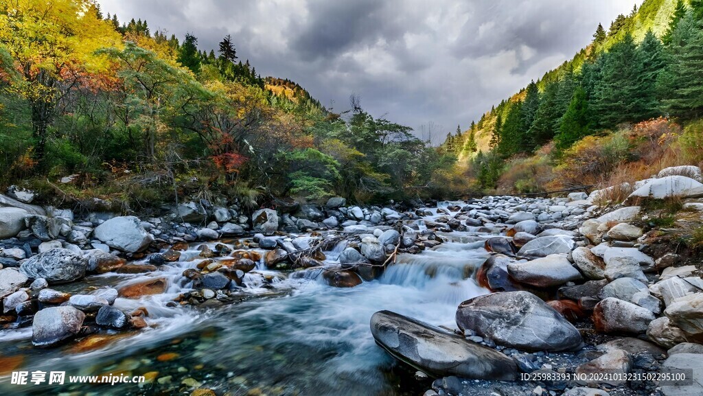 山涧流水