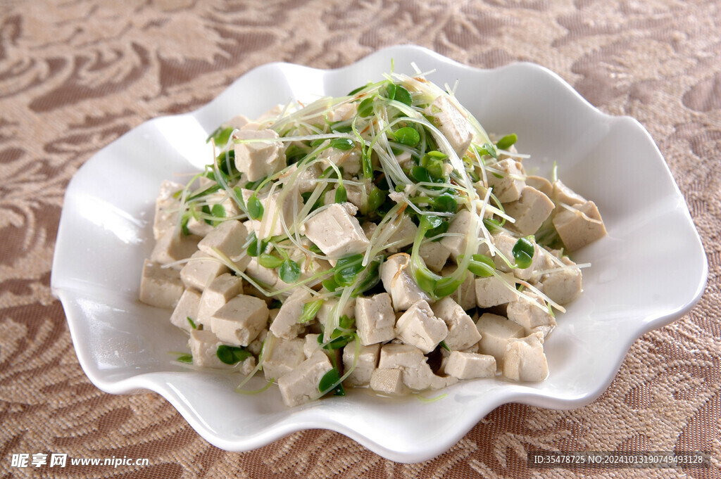  香椿豆腐