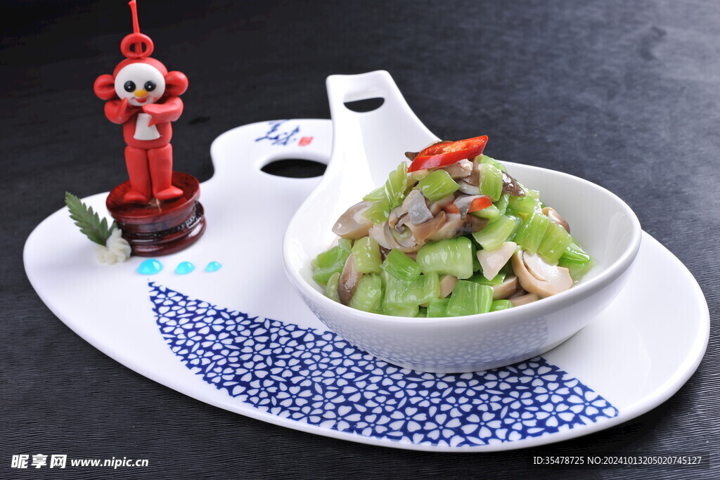  草菇小堂菜