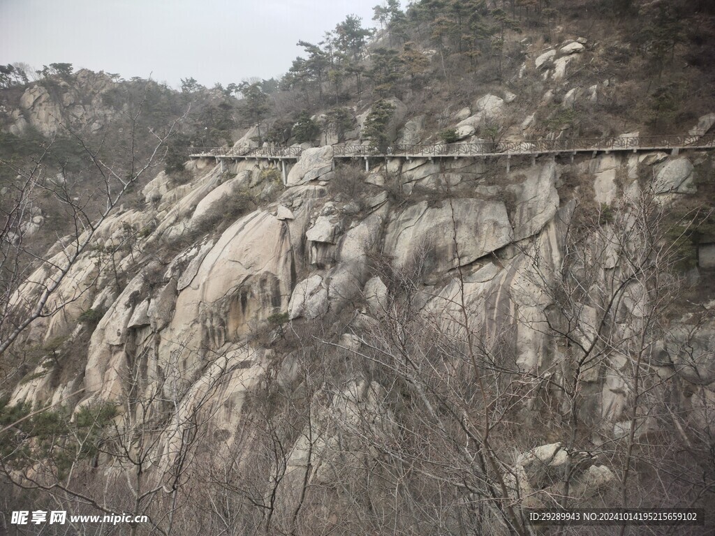 蒙山悬崖栈道