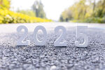 2025年通往未来的道路