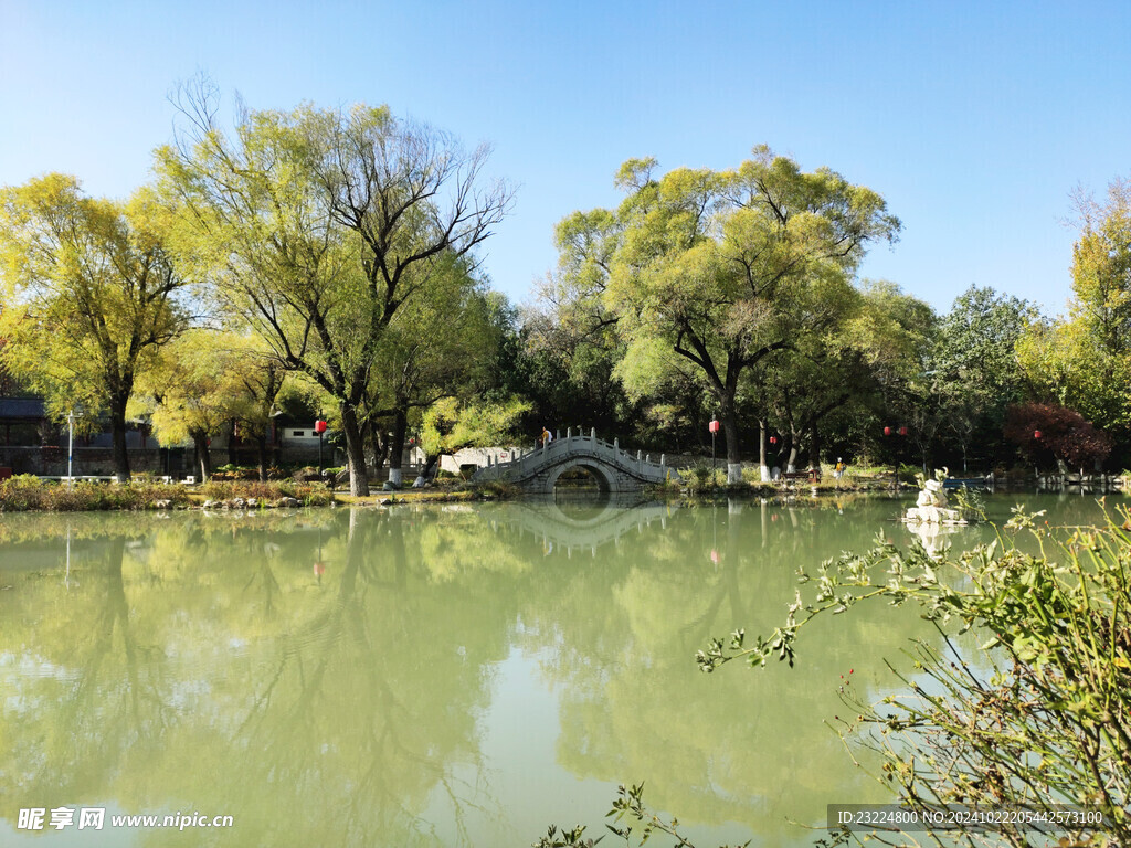 湖边风景